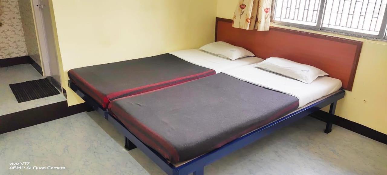 Hotel Parth Residency Kolhapur Ngoại thất bức ảnh