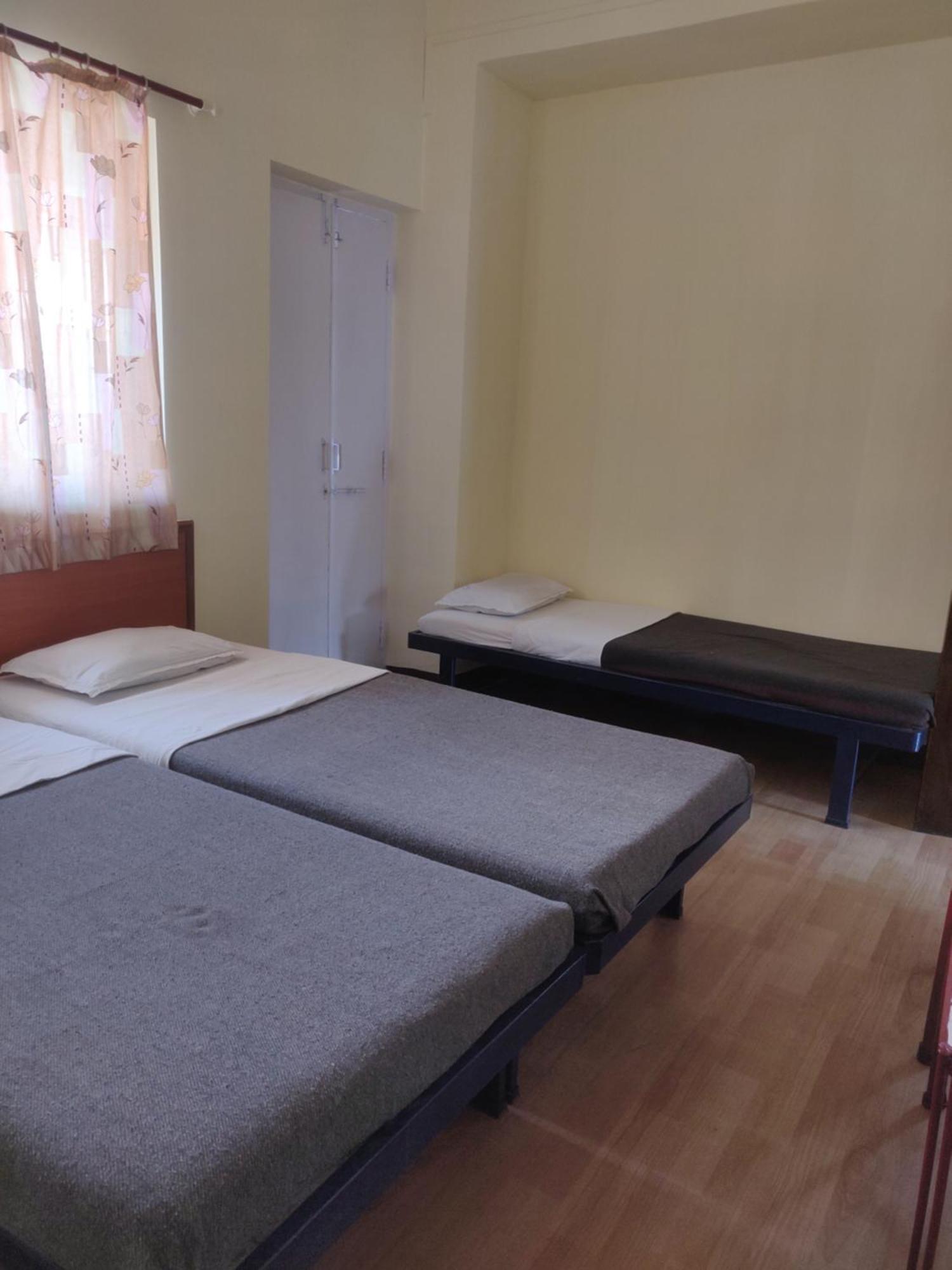 Hotel Parth Residency Kolhapur Ngoại thất bức ảnh