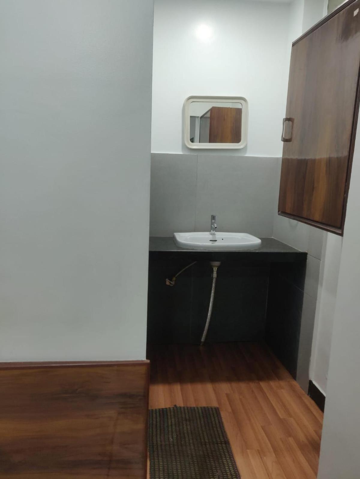 Hotel Parth Residency Kolhapur Ngoại thất bức ảnh