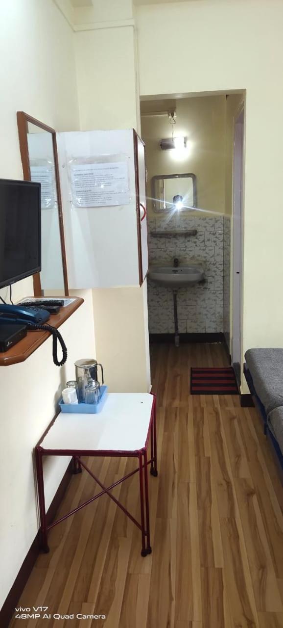 Hotel Parth Residency Kolhapur Ngoại thất bức ảnh
