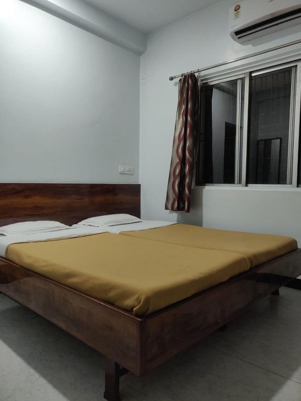 Hotel Parth Residency Kolhapur Ngoại thất bức ảnh
