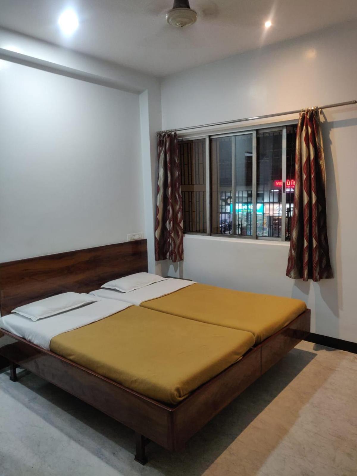 Hotel Parth Residency Kolhapur Ngoại thất bức ảnh